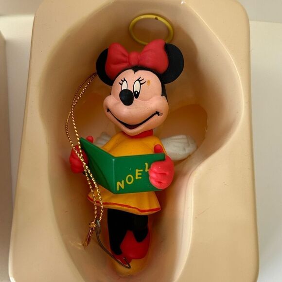 vintage Disney Christmas Ornament Minnie Mouse 
by GROLIER - Picture 3 of 3